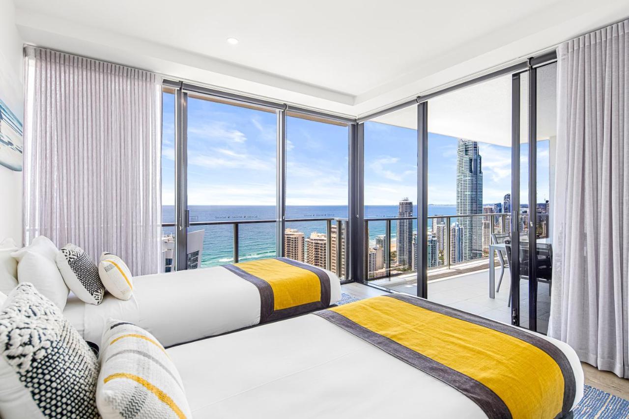 Holiday Holiday Circle On Cavill Apartments 골드코스트 외부 사진